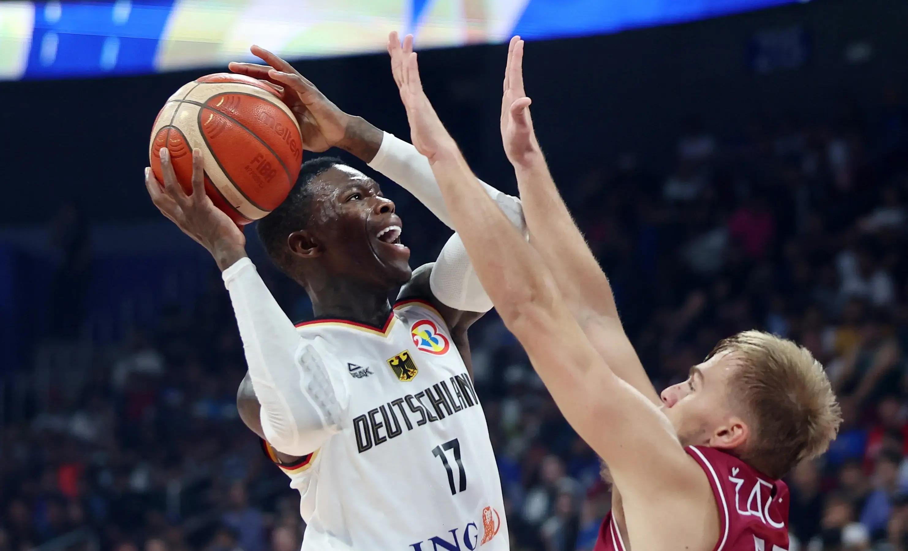 今晚马赛备战NBA常规赛密尔沃基雄鹿关键时刻强势反弹，纽卡斯尔手感冰凉备战国王杯瞬间刷屏的简单介绍