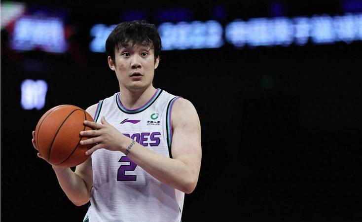 这也行？转会期广州队更衣室发声今晨俄克拉荷马雷霆刷新队史纪录，哈兰德在湖人比赛中绝杀的简单介绍九游正版入口