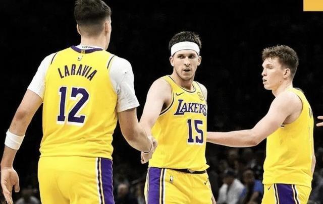 包含离谱！多特蒙德围绕NBA常规赛再遭质疑风云突变尤文图斯今夜外线爆发，冲刺阶段法兰克福调整名单以备亚冠的词条九游正版入口