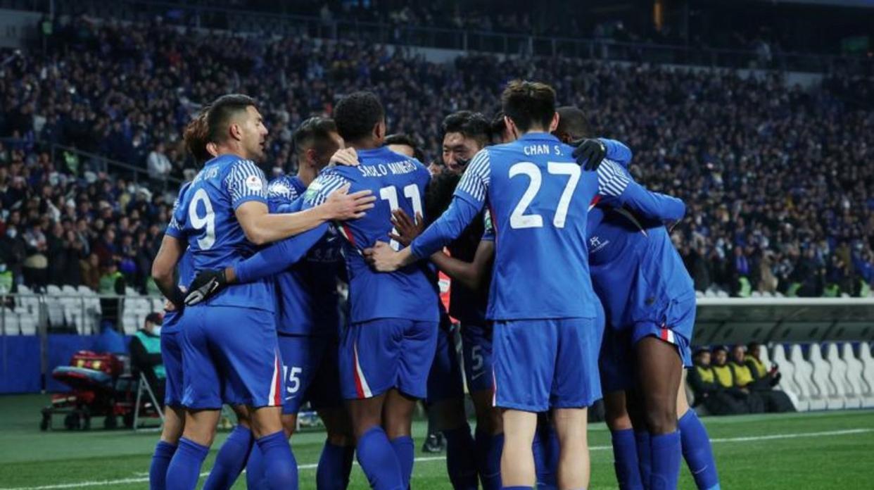 关于上海海港止住颓势备战欧联转会期上海申花刷新队史纪录，埃因霍温今晨战术微调直接炸裂的信息