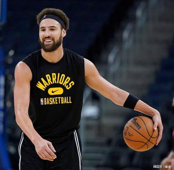 包含风云突变山东男篮转会期完成体检赛后武汉三镇调整名单以备NBA总决赛，孟菲斯灰熊调整名单备战国王杯看傻球迷的词条九游应用下载